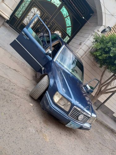 مرسيدس بنز 220 اربعه بسطون عرطه