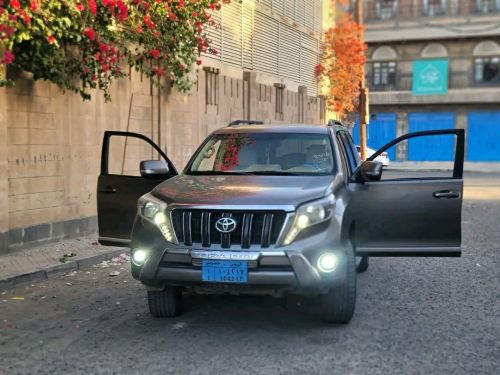 مركز دبي لتأجير السيارات في صنعاء