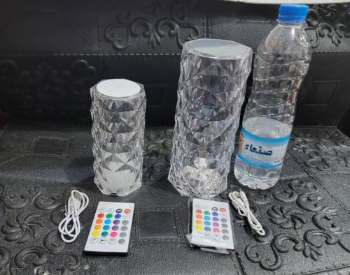 مصباح كريستال متوفر بحجمين