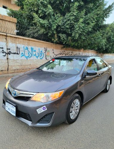 وووصل الجديد تويوتا كامري هايبرد