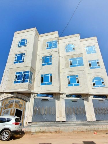 عماره استثماريه للبيع في بيت بوس