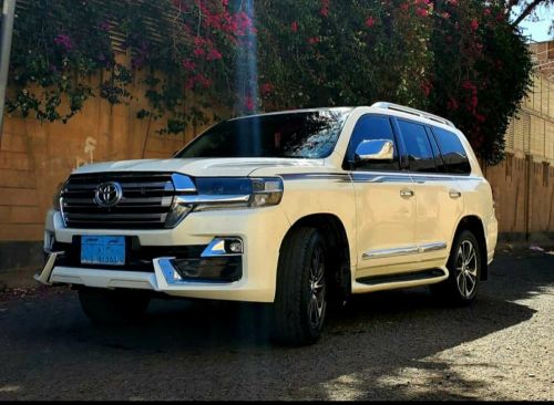 Cicada Cars rental in Yemen, for