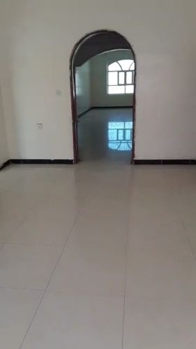 فله للايجار بدون حوش سعوان
