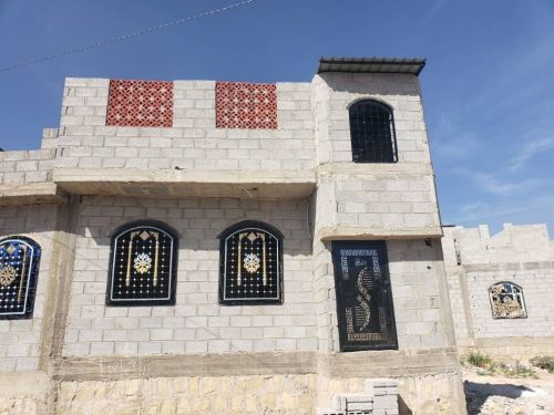 بيت في لبنتين وربع حر مسلح