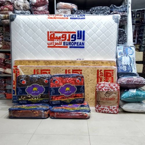 أثاث غرفة نوم