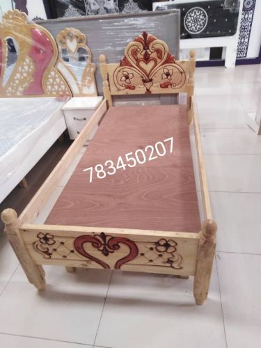 سراير نفر سويدي