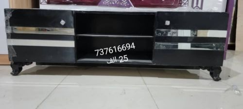 طاولات لشاشه