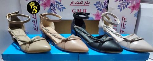 صنادل نسائي