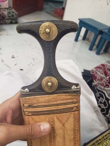 للبيع