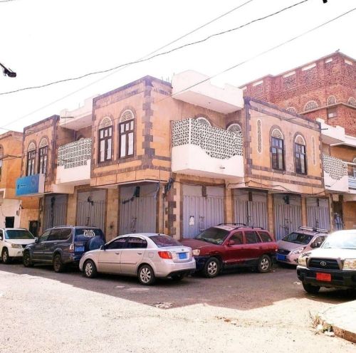 عماره عرطه في شارع تونس للبيــــع