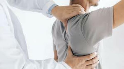 خبير مساج علاج طبيعي