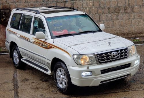 للبيع صالون مديل 2007 شهر 5