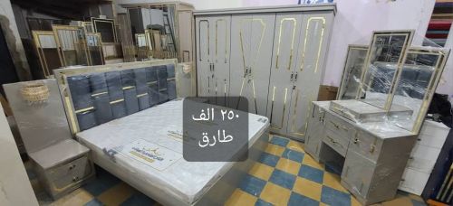 غرفه ملكي معى الاضائه والدلع