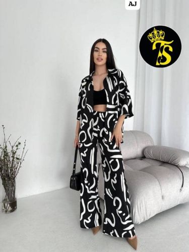 طقم نسائي ٣ قطع ماركة تركي