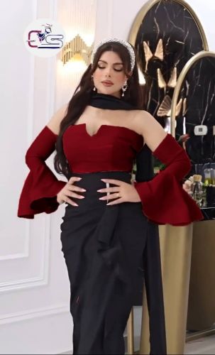طقم نسائي