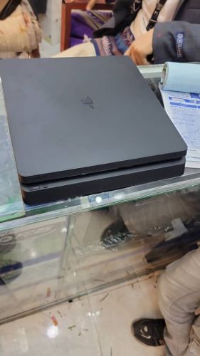 بلاستيشن 4 مهكر