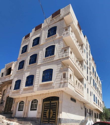 عماره عرطه للبيــــع بمعنى الكلمه