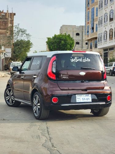 كيا سول 2018فل كامل لون كبدي