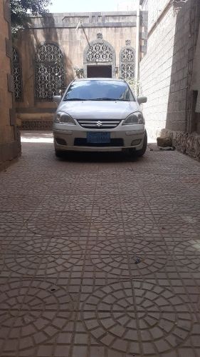 سوزوكي ليانا ٢٠٠٧ للبيع