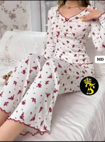 بجامه نسائي