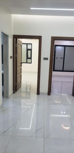 شقه تمليك مساحتها 212 جاهزه للسكن