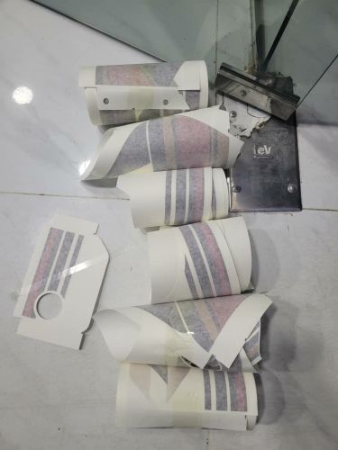 لواصق وشطرطونات جانبيه