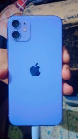 هاتف آيفون 11