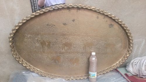 صحن نحاس قديم