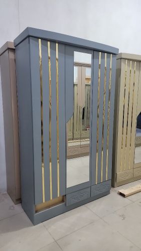 دواليب ابو 3فتحات حسب الطلب.