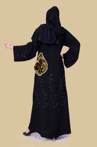 ملابس نسائيه