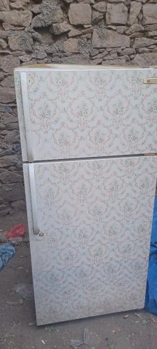 ثلاجه عررطه 25000 الف يااابلاشااا