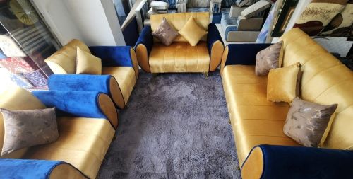 طقم كنب مودرن أنيق + مفرشة فرو