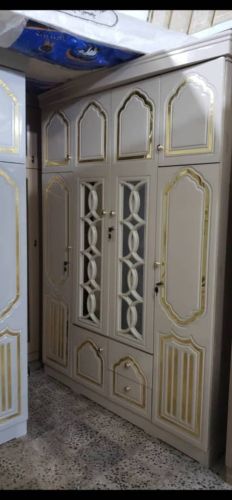 دواليب 4فتحات خشب ماليزي.رقم.واحد