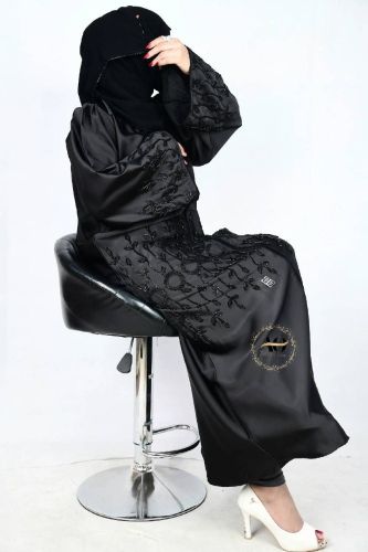 عبايات شيك
