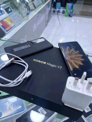 جوال HONOR Magic V2 الجديد