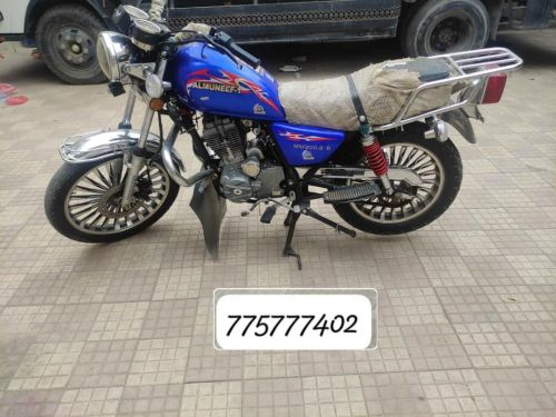 دراجة المنيف مكينيه 200 فاصل 8 سي