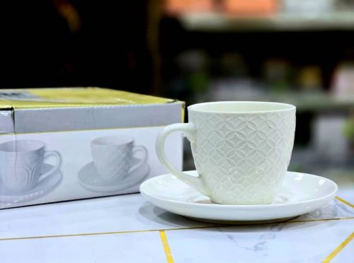 طقم اكواب سيراميك مع السياسر –