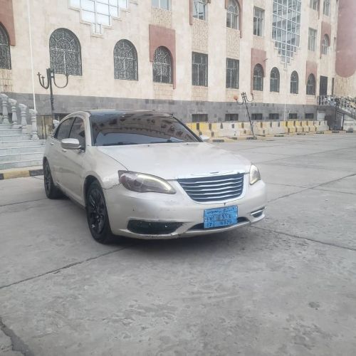 كرايسلر امريكي 200c / 4300$