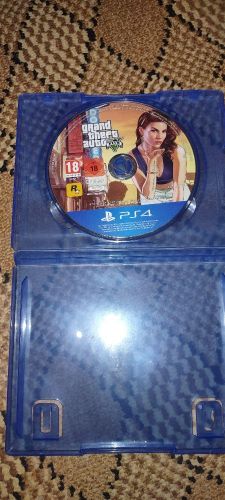 سيدي GTA 5 وسيدي فيفا19 مستخدم