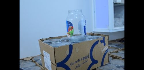 للبيع علب زجاجية فارغة (برطمانات)