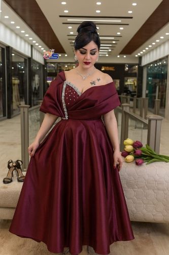 فستان نسائي