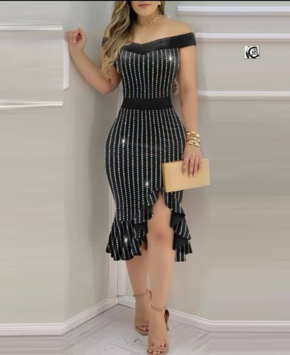 فستان نسائي