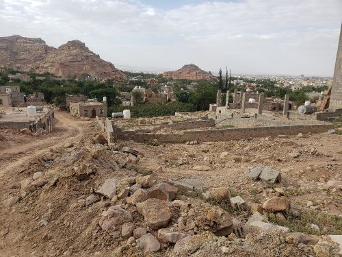 للبيع أرضيه غربي سوق ذهبان