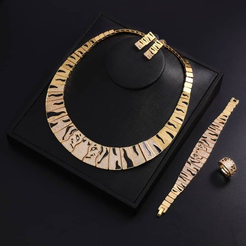 طقم تايجرايطالي ماركة مطلي عيار21