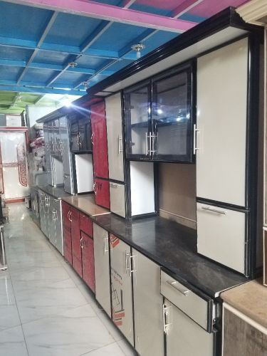 لطف اليعبري