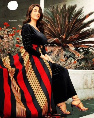 فستان نسائي