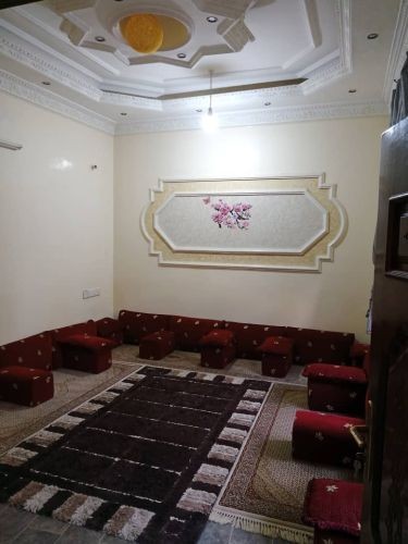 شقه مفروش شيراتوان