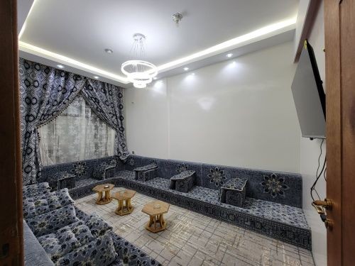 شقة مفروشة VIP للإيجار صنعاء