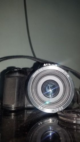 كاميرا الوحش العملاق نيكون p500