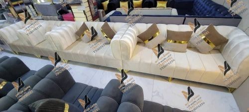 معمل ميداس للكنب والمفروشات.